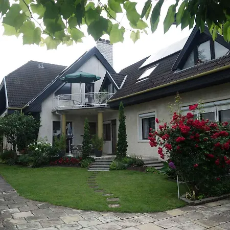 In - Balaton 43120 Apartman *